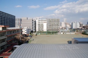 新宿小学校