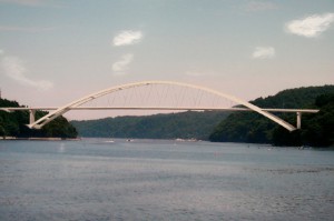 中路アーチ橋として整備される大島架橋の完成イメージ