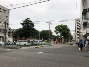 中央公園側から見た通町公園。手前の駐車場なども公園に再整備する