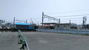 南北自由通路の新設が構想されているJR矢本駅北側