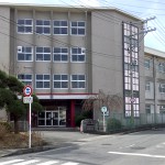 石巻小学校校舎正門