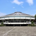 現地で建て替える県総合スポーツセンター体育館