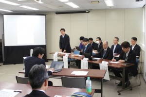 連絡会議の初会合には約２００者が参加した