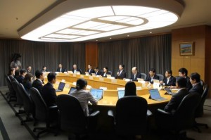 県庁で開かれた本部会議